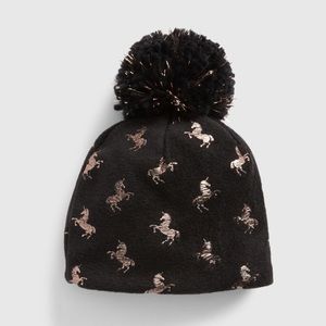 Like new, with tags, GAP unicorn hat